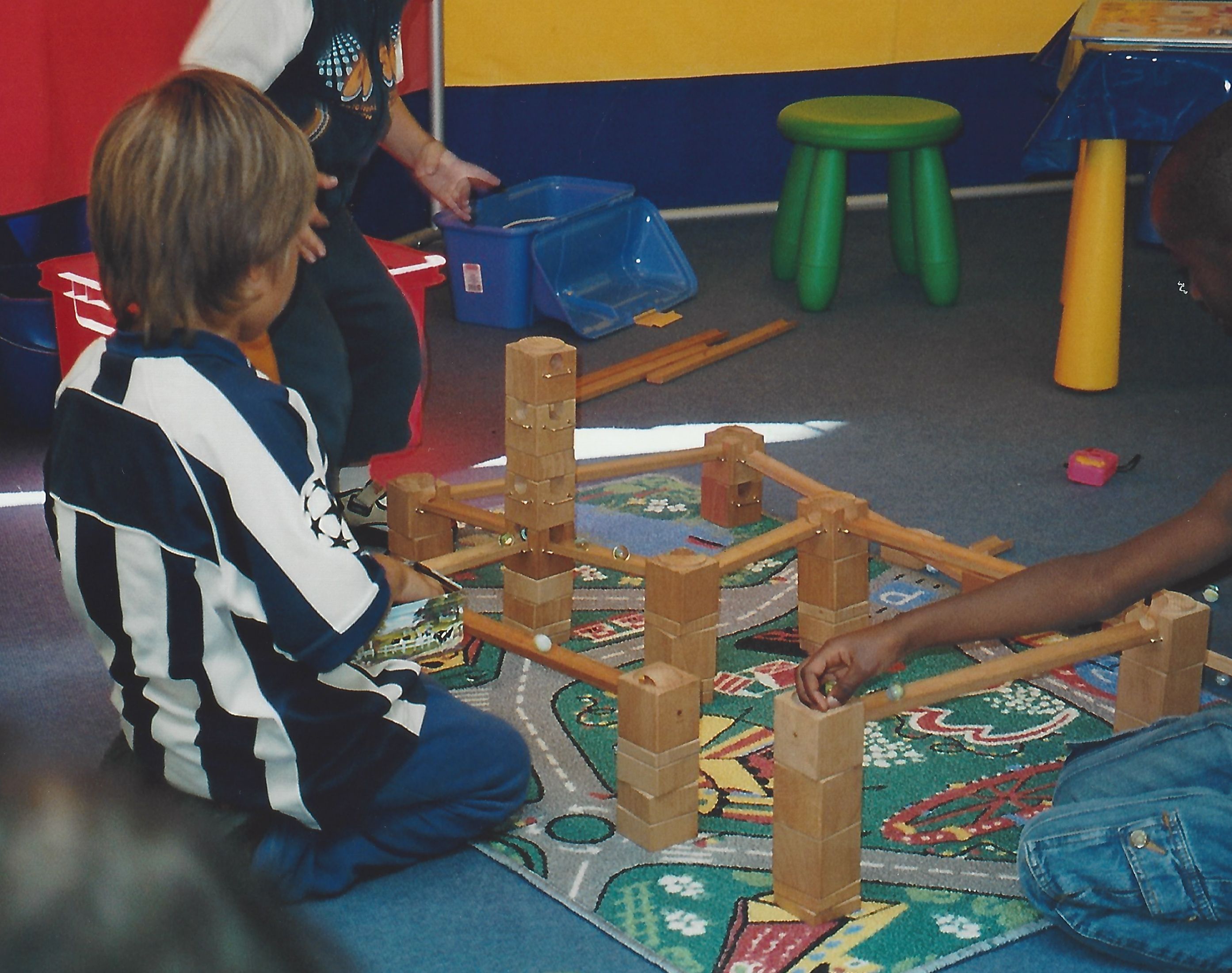 Kinderanimation mit Murmelbahn in Esslingen
